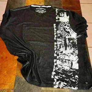 David Britton Buffalo Men's 3xl V Neck T Shirt Cotton